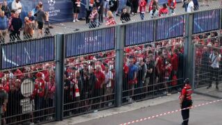 УЕФА връща пари на 20 000 фенове на Ливърпул