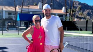 Григор игра тенис с Пинк (ВИДЕО)