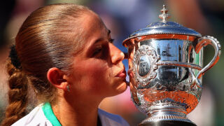 Спират парите на спортистите от Латвия, които играят срещу руснаци