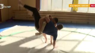 Да те тръшне сумист №1 в Европа (ВИДЕО)