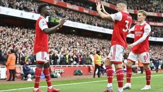 Арсенал мина и през Палас в мач за историята