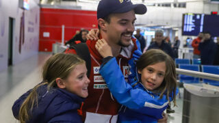 Алберт Попов пред bTV: Ще присъствам на раждането на дъщеря ни