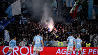 Фенове получиха доживотна забрана заради Хитлер (ВИДЕО)