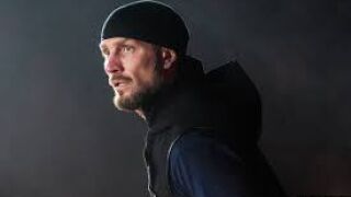 Отрязаха всички пръсти на едната ръка на Костомаров