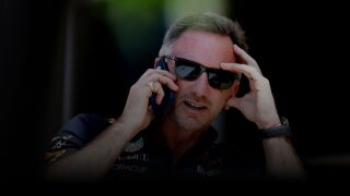 79 неприлични секс съобщения за шефовете на Формула 1