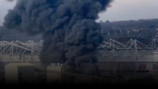 Пламъци отложиха мач в Англия (ВИДЕО)