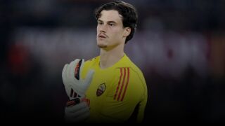 Титуляр на Рома остава без национален отбор?