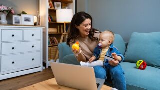 Какво трябва да знаеш за кредита по време на майчинство?