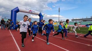 Darko Team празнува рожден ден с тренировка за 300 деца (ВИДЕО и СНИМКИ)