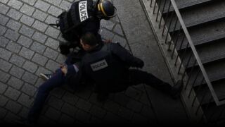 Пиян наби световна шампионка във влак