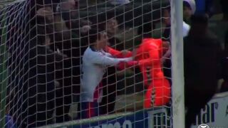 Маймунски звуци и бой на мач в Испания (ВИДЕО)