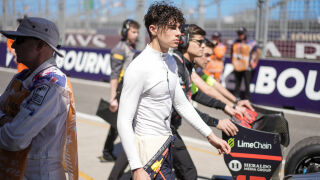 Никола Цолов ще кара във Формула 2 