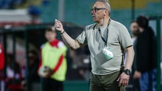 „Вече ги няма такива хора във футбола“ – силни думи на Илиян Илиев за Пенев