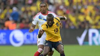 Защитник на Левски блести в световните квалификации (ВИДЕО)