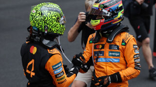 Двойна победа за Макларън в Китай