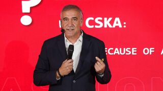 Новият силен човек на 