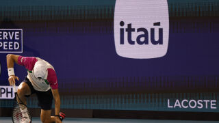 Не може сам! Григор Димитров напусна корта с помощта от доктор (ВИДЕО)