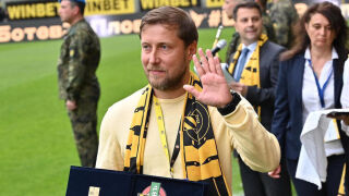 Зингаревич продава Ботев до месец