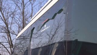 Снимка: "Искаха да ме ликвидират изведнъж": Автобуси на транспортна фирма осъмнаха счупени в Северозапада