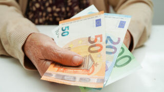 Социалната пенсия за старост ще бъде увеличена от 1 юли до 183,81 евро