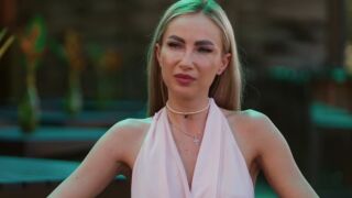 Коя си подхожда повече с Кристиан - Елизабет или Елеонора? (АНКЕТА)