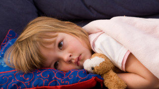 Среднощното напикаване – как да се справим?