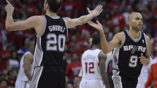 Сан Антонио Спърс стартира с победа новия сезон.