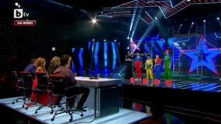 Срещу гравитацията с Flip Surfers