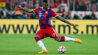 Феновете не спират да се подиграват с Боатенг в социалните мрежи (ВИДЕО)