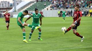 Вижте истината за празните места на 