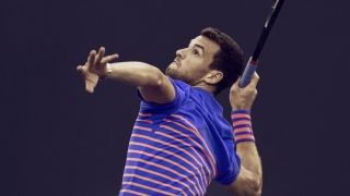 Григор Димитров се забавлява в лондонското метро преди „Уимбълдън”