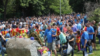 102 години Левски: Мечтаем, но не забравяме! (ВИДЕО)