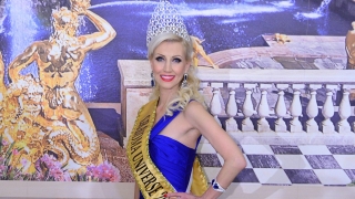 Най-красивата баба във Вселената губи детето и майка си едва 19-годишна