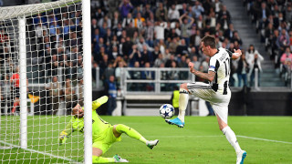 Мбапе проби Стената, но 