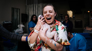 21 снимки с почетна награда от фотоконкурса за раждане 