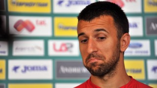 Две различни версии за расисткия скандал с капитана на националния отбор (ВИДЕО)