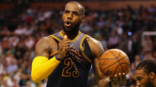 ЛеБрон надмина Майкъл Джордан (ВИДЕО)