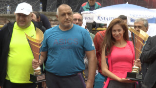 Бойко Борисов номер 1 на корта (ВИДЕО)