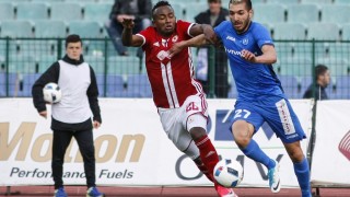 Бурабя: Събличането на фланелките е непростимо