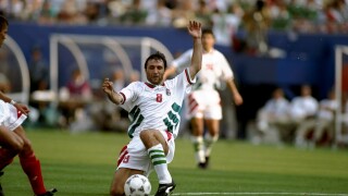 Стоичков пред FourFourTwo: През 1994 г. най-трудно ни беше срещу 70 000 мексиканци