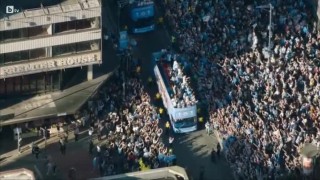 Факли, песни и шампанско за шампионите (ВИДЕО)