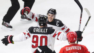 Канада отстрани Русия на световните финали по хокей