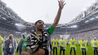 Буфон се сбогува с 