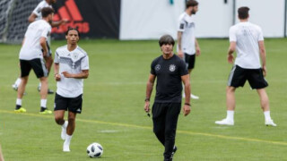 Боатенг и още шестима футболисти запълниха германския лагер