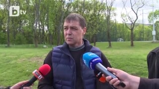 Неяснотата около националния селекционер продължава (ВИДЕО)