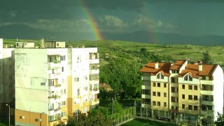 Снимка на деня: Красива дъга над Сандански