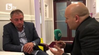 Божидар Искренов в Чикаго за книгата на Стоичков и мач на 