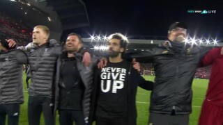 Футболисти и фенове оглушиха 