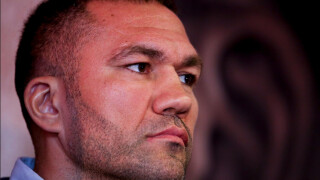 Две положителни допинг проби = една целувка (ВИДЕО)