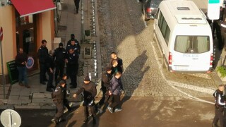 Масови арести преди финала за Купата (СНИМКИ)